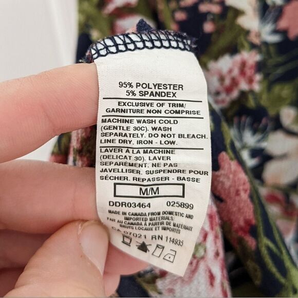 Ripe floral off shoulder navy dress Medium K - Picture 5 of 10
